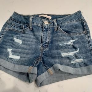SO low rise distressed shorts size3